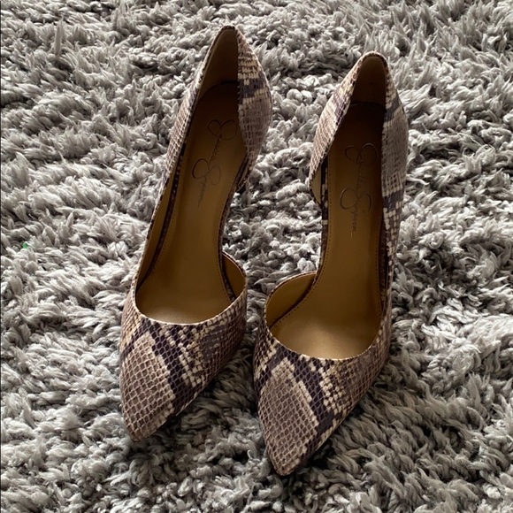 Jessica Simpson shoes - Picture 2 of 4